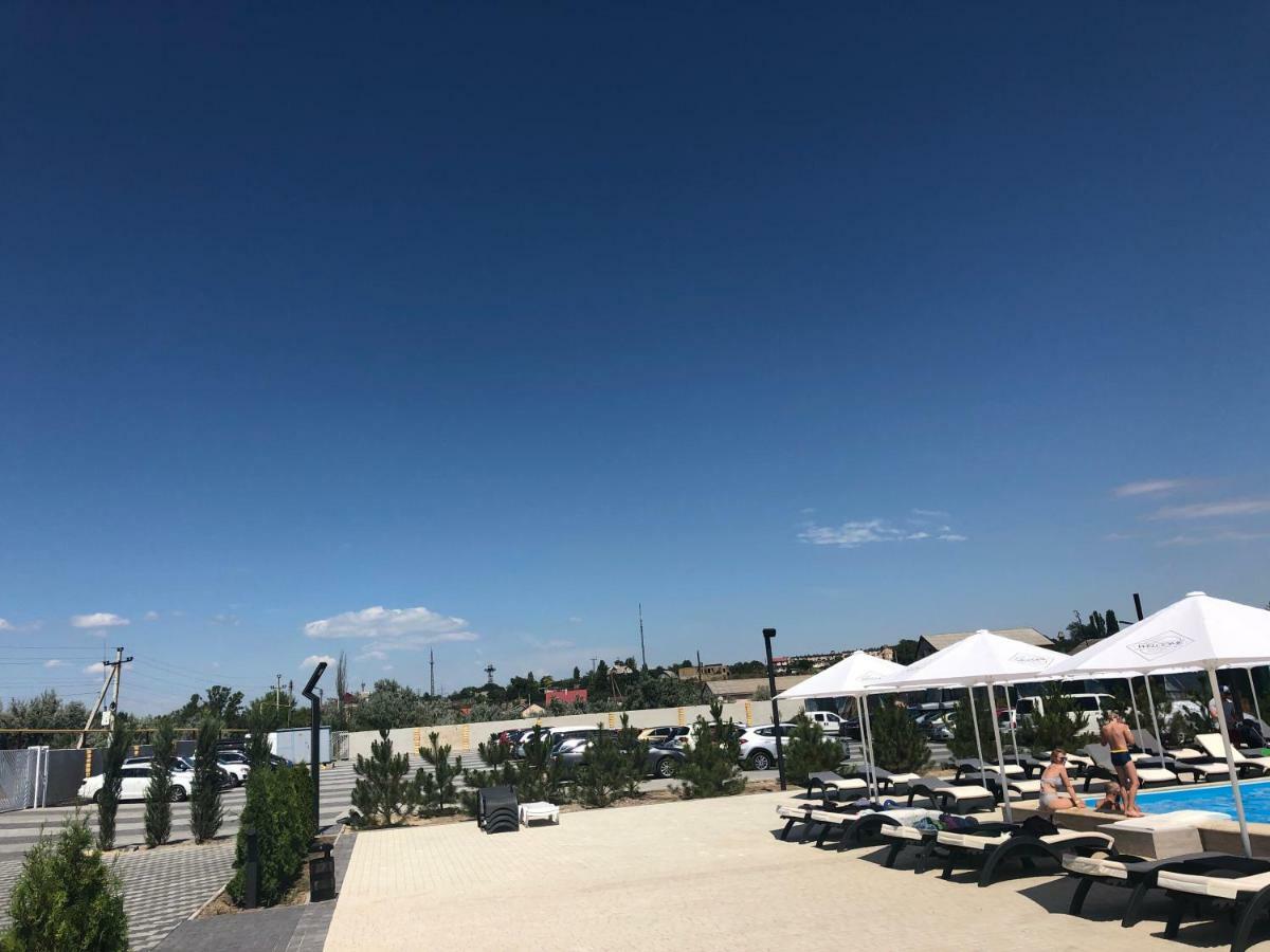 Отель Welcome Summer Затока Экстерьер фото